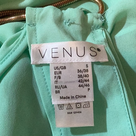 Venus Blouse - Picture 3 of 3
